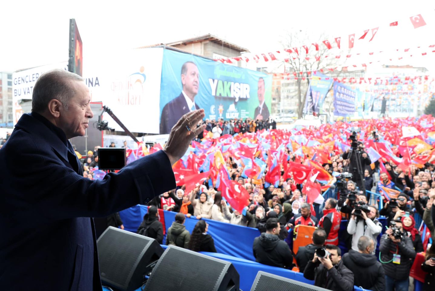 Erdoğan, Afyonkarahisar'da Büyük Bir Miting Düzenledi