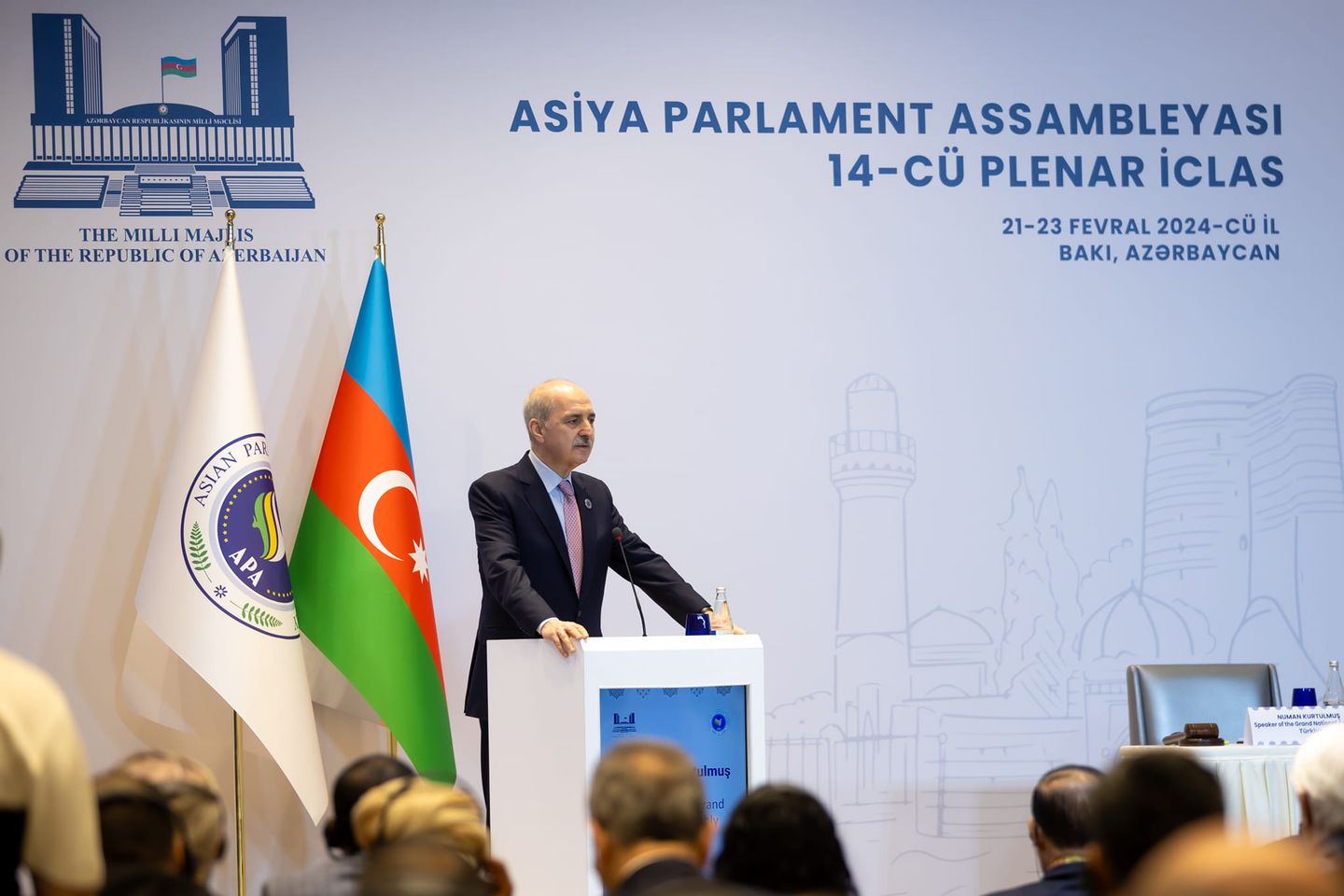APA 14. Genel Kurulu'nda Türkiye'den Azerbaycan'a Devir Teslimi