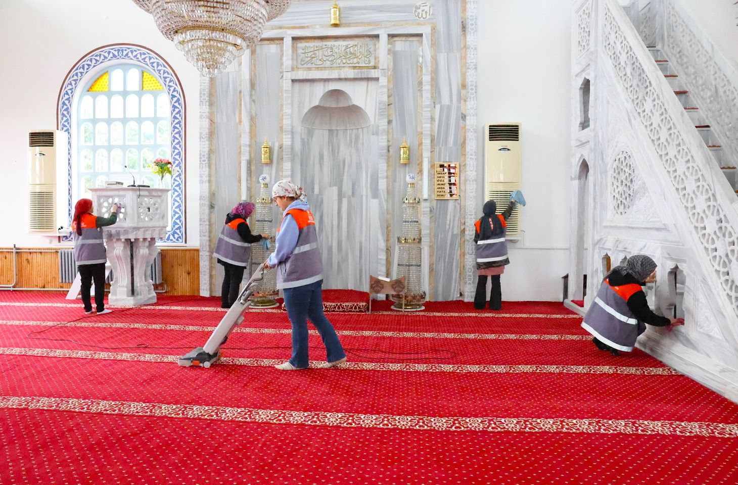 Altınordu Belediyesi, Ramazan ayında camilere hijyen desteği sağlıyor