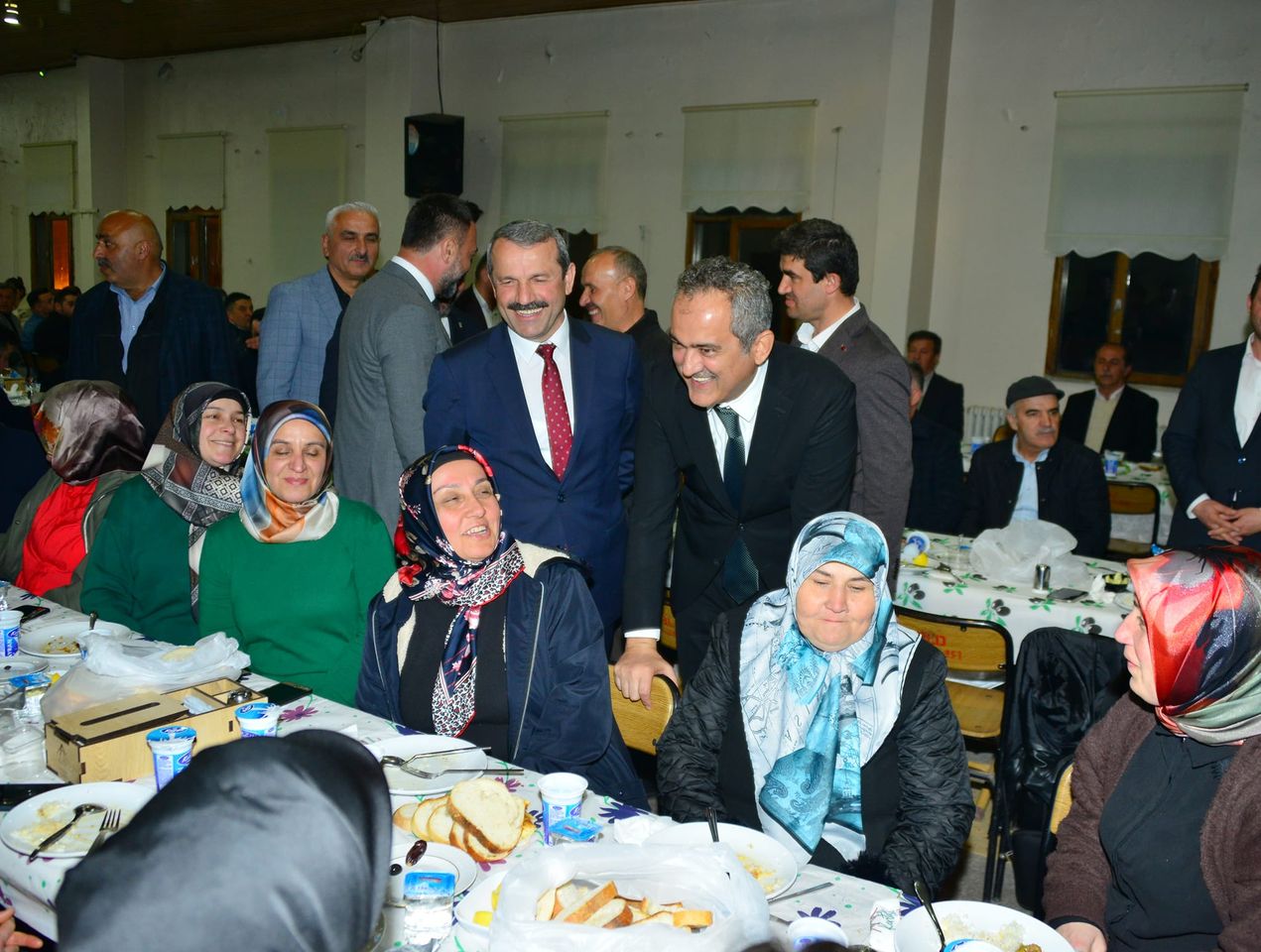 Ordu'nun Akkuş ilçesinde önemli isimlerin katıldığı bir iftar programı düzenlendi