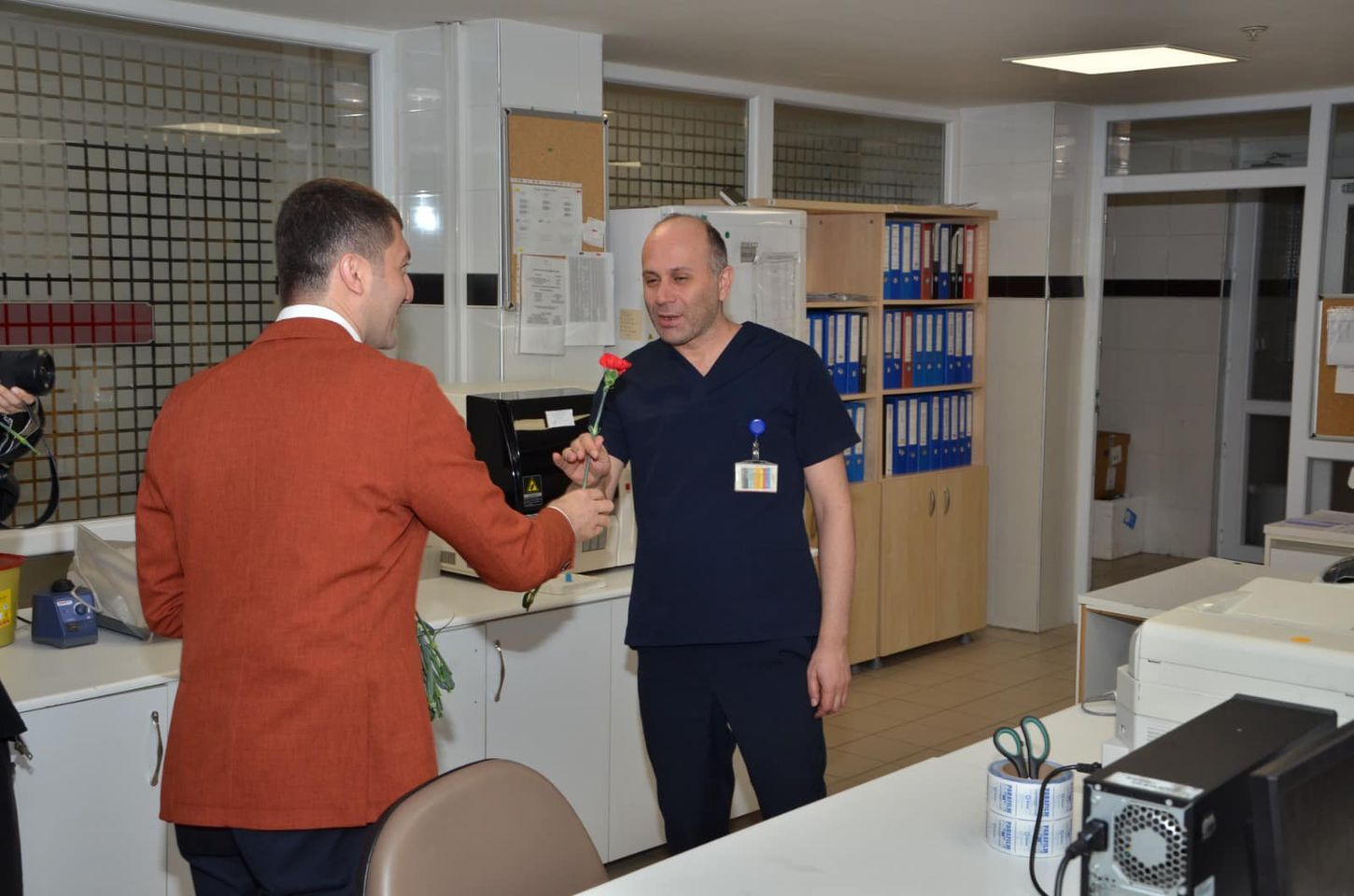 Ordu'da Tıp Bayramı kapsamında sağlık çalışanlarına ziyaretler yapıldı.