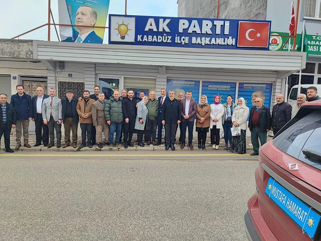AK Parti Ordu Milletvekili Mustafa Hamarat, Kabadüz'de halkla buluştu ve desteklerinden dolayı teşekkür etti.