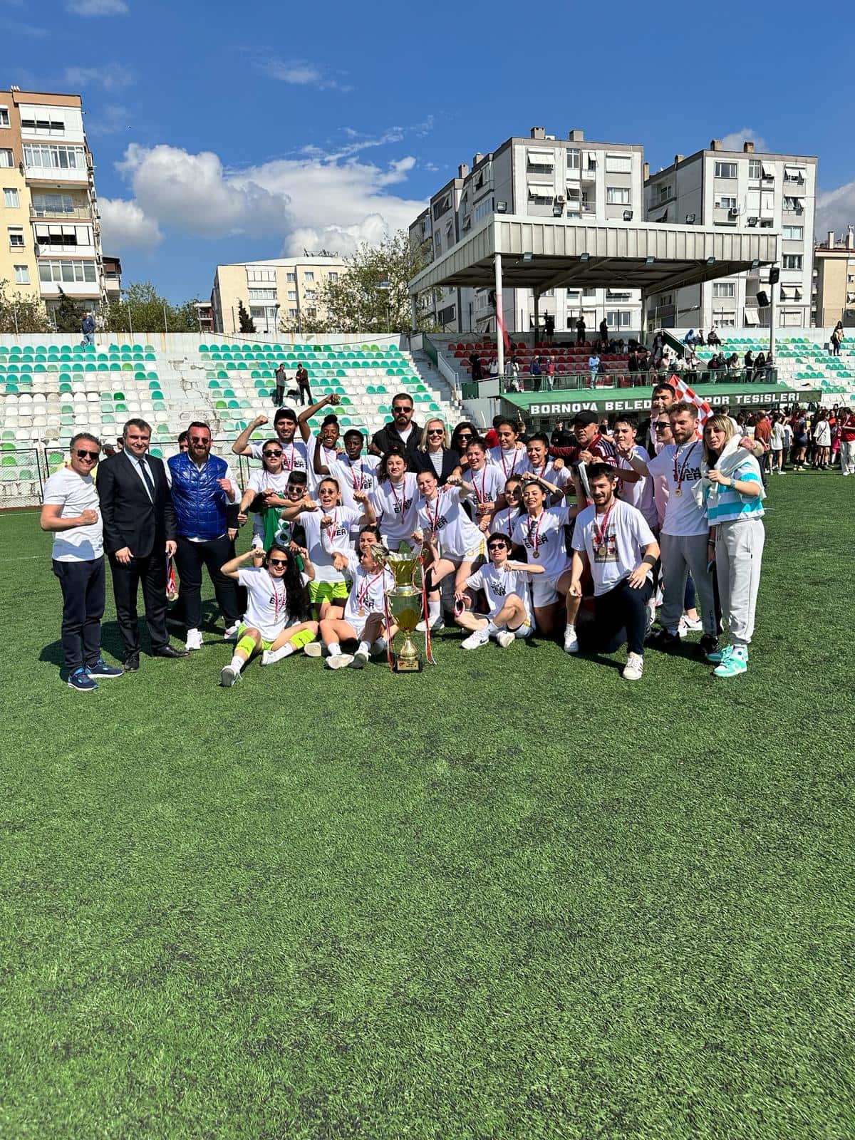 Ünye Kadın Futbol Kulübü, TFF Kadınlar 1. Ligi'nde Şampiyon!